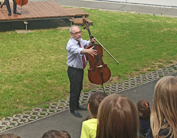 Venkovní koncert